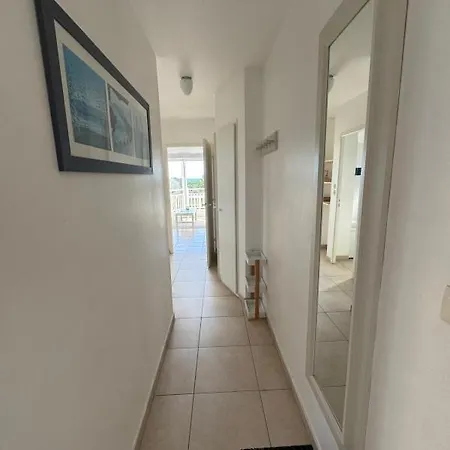 Confort Vue Mer- Piscines Saisonnieres & Parking Privatif